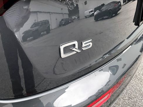Used 2021 Audi Q5 Prestige w/ Prestige Package image 30