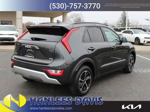 New 2026 Kia Niro LX image 7