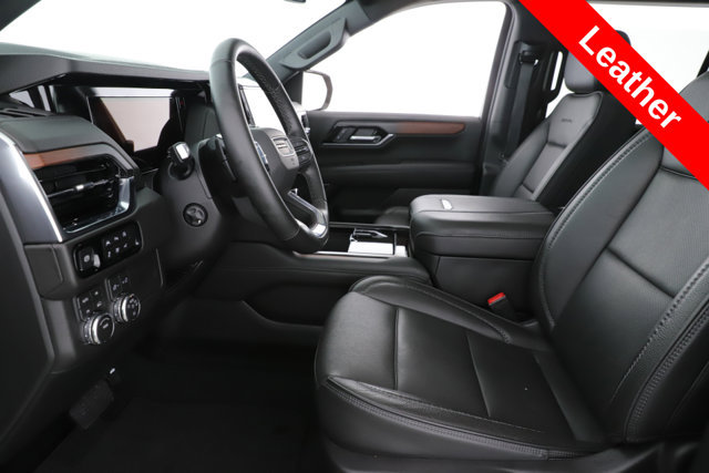 Used 2026 GMC Yukon Denali w/ Sun & Power Step Package AWD/4WD image 17