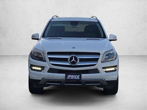 Used 2016 Mercedes-Benz GL 450 4MATIC image 2