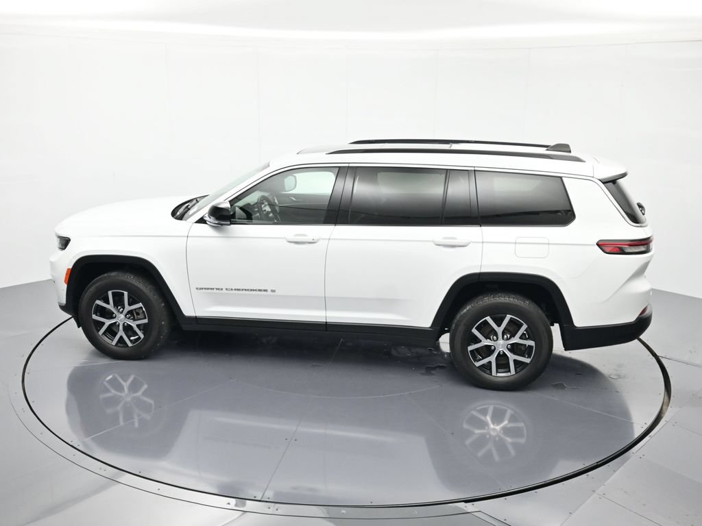 Used 2024 Jeep Grand Cherokee L Limited w/ Luxury Tech Group II AWD/4WD image 37
