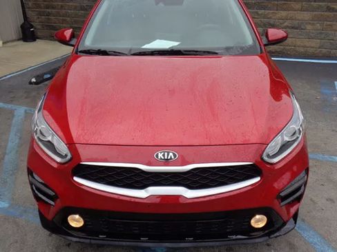 Used 2021 Kia Forte LXS FWD image 2