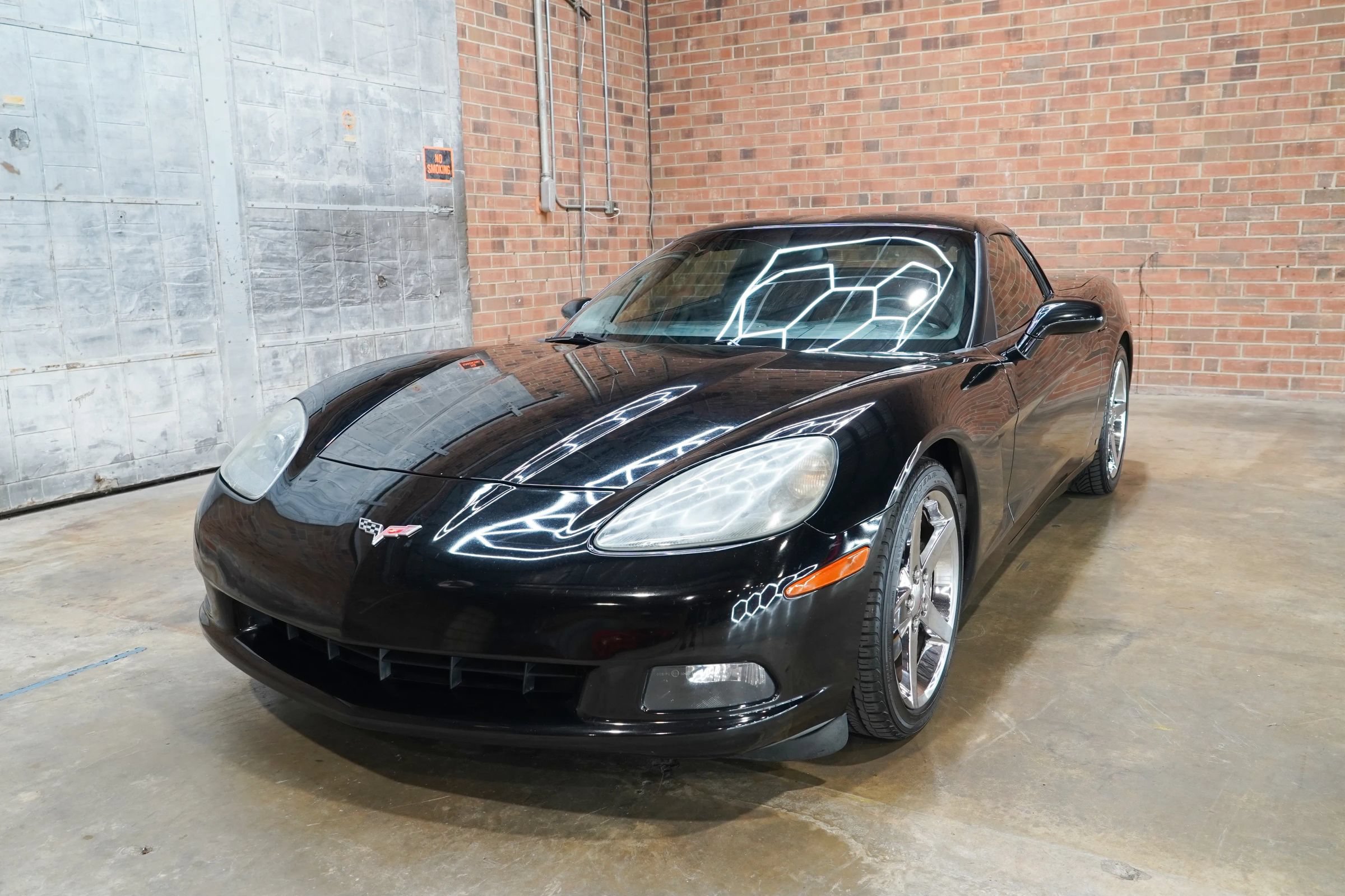 Used 2007 Chevrolet Corvette Coupe w/ Preferred Equipment Group RWD image 5