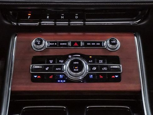 Used 2022 Lincoln Aviator Reserve w/ Elements Package Plus RWD image 20