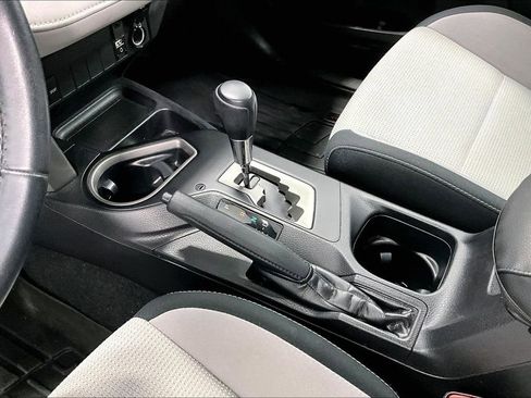 Used 2018 Toyota RAV4 XLE image 17