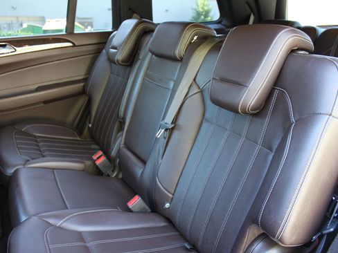 Used 2019 Mercedes-Benz GLS 450 4MATIC SUV image 20