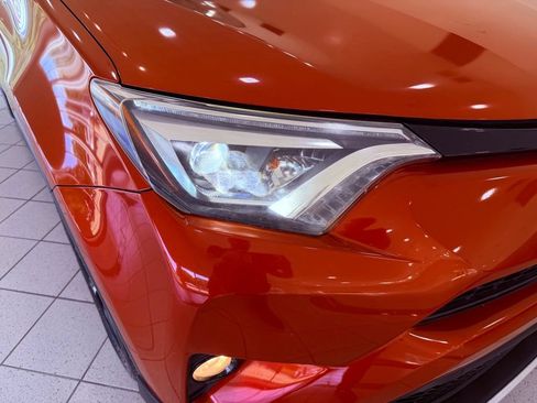 Used 2016 Toyota RAV4 SE FWD image 14