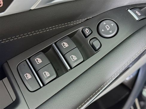 New 2026 BMW X5 xDrive50e w/ M Sport Package image 18