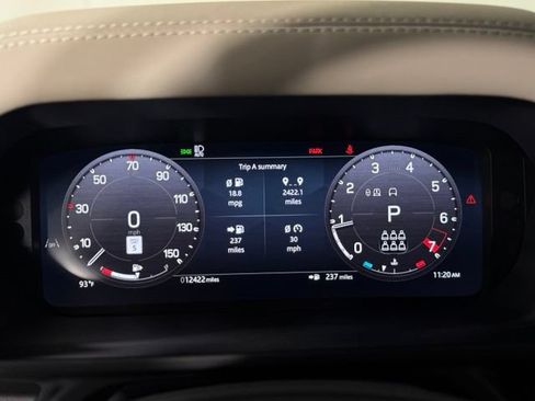 Used 2024 Land Rover Defender 130 X AWD/4WD image 21