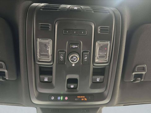 Used 2022 Cadillac Escalade ESV Premium Luxury AWD/4WD image 42