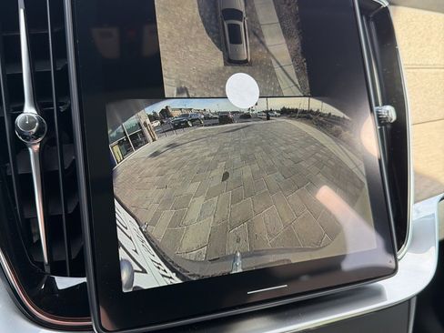 New 2026 Volvo XC90 T8 Plus w/ Protection Package Premier image 26