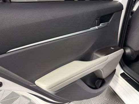 Used 2022 Toyota Camry LE FWD image 25