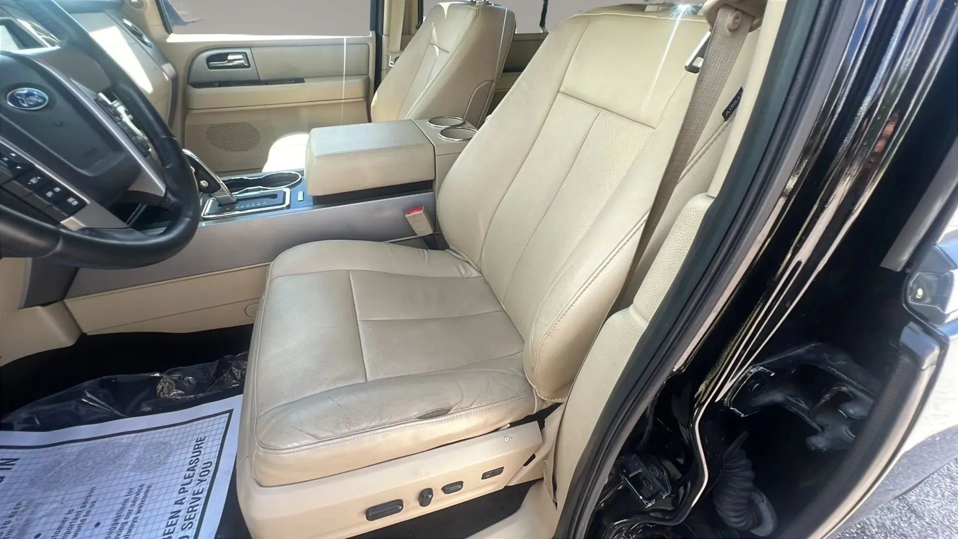 Used 2016 Ford Expedition Limited w/ Equipment Group 301A RWD image 18