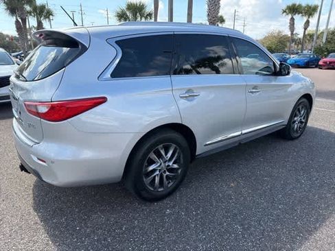 Used 2013 INFINITI JX35 FWD w/ Premium Pkg image 6