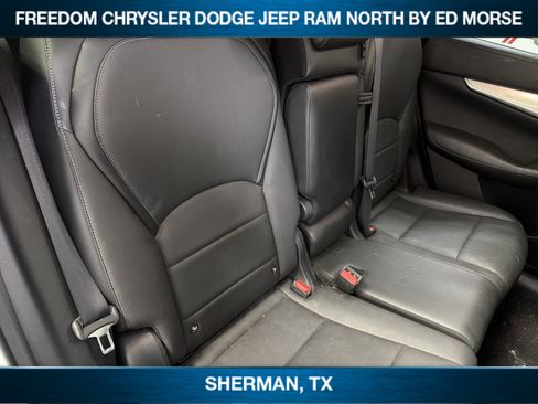 Used 2019 INFINITI QX50 Luxe w/ Navigation Package FWD image 10