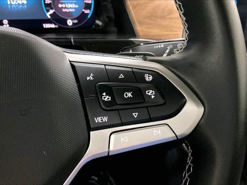 Used 2026 Volkswagen Atlas SE FWD image 19