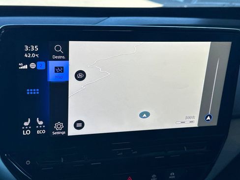 Certified 2024 Volkswagen ID.4 2WD image 19