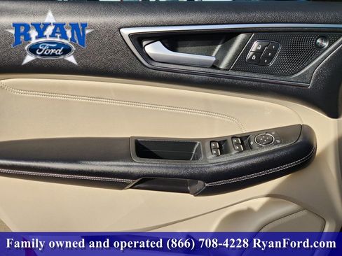 Used 2022 Ford Edge Titanium w/ Equipment Group 301A AWD/4WD image 16