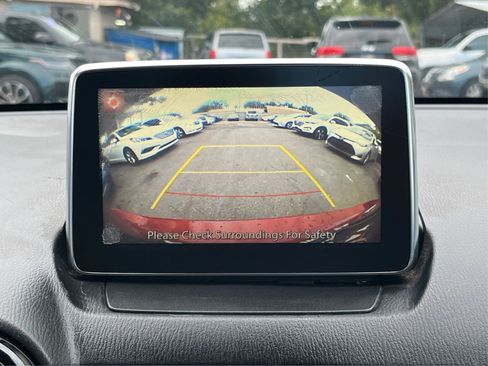 Used 2017 Toyota Yaris iA image 27