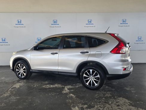 Used 2016 Honda CR-V LX image 3