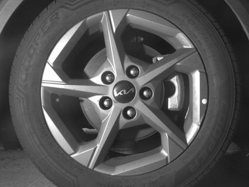 Used 2025 Kia K4 FWD image 13