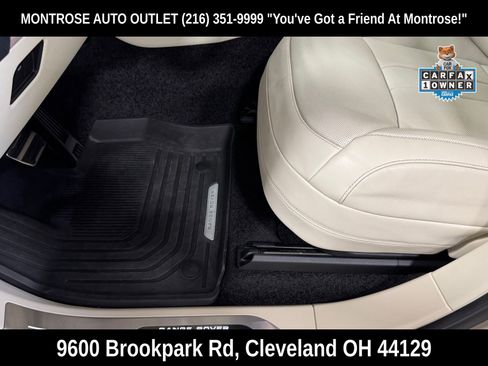 Used 2025 Land Rover Range Rover SE image 15