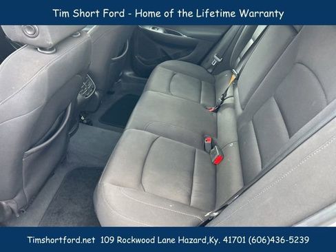 Used 2019 Chevrolet Malibu LT image 7