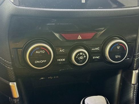 Used 2022 Subaru Forester Limited w/ Popular Package #2 image 18