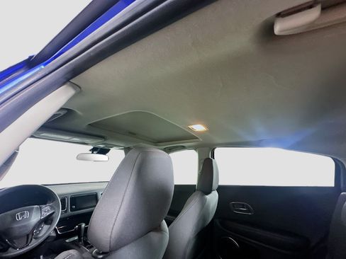 Used 2019 Honda HR-V EX image 32
