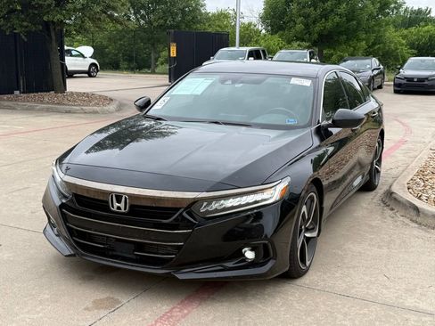 Used 2021 Honda Accord Sport image 1