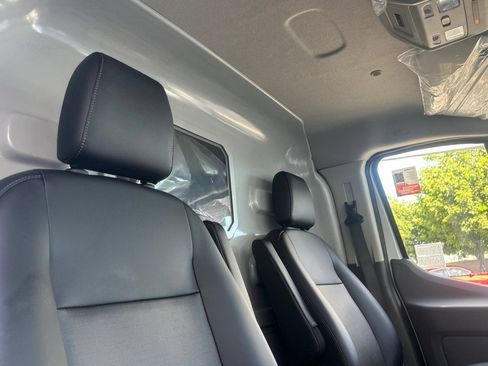 New 2026 Ford Transit 150 Low Roof RWD image 16