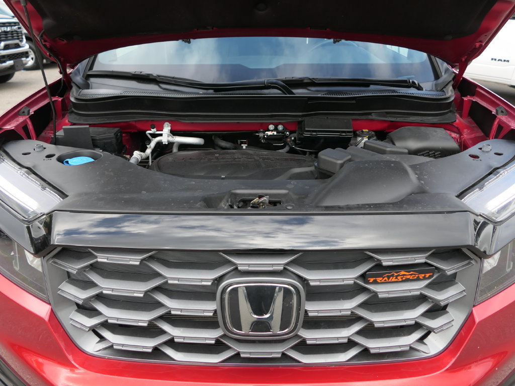 Used 2025 Honda Passport TrailSport image 26
