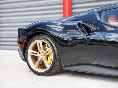 Used 2025 Ferrari 296 GTS RWD image 13