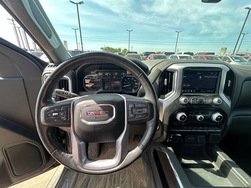 Used 2020 GMC Sierra 1500 SLT RWD image 10