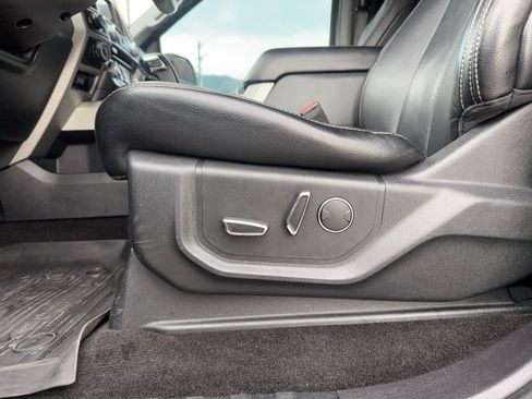 Used 2018 Ford F150 Lariat w/ Equipment Group 502A Luxury AWD/4WD image 25