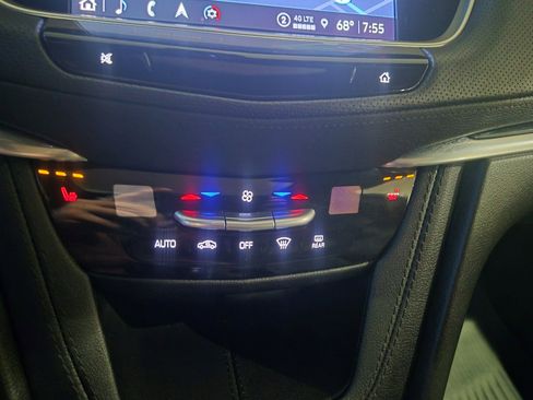 Certified 2023 Cadillac XT5 Premium Luxury AWD/4WD image 15