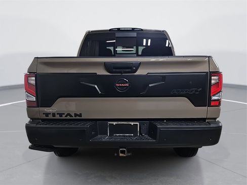 Used 2021 Nissan Titan PRO-4X w/ Pro-4x Convenience Package image 5
