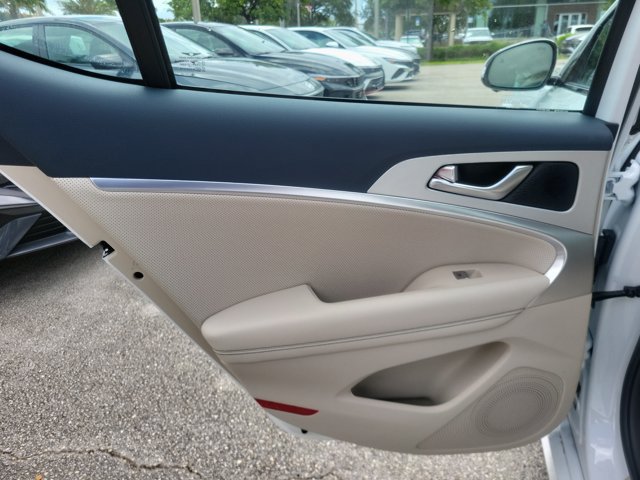 Certified 2026 Genesis G70 2.5T Prestige RWD image 9