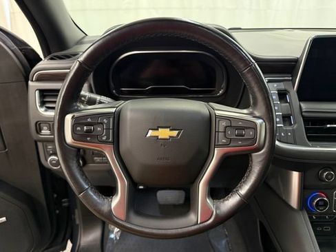 Used 2022 Chevrolet Tahoe LT w/ Luxury Package AWD/4WD image 13
