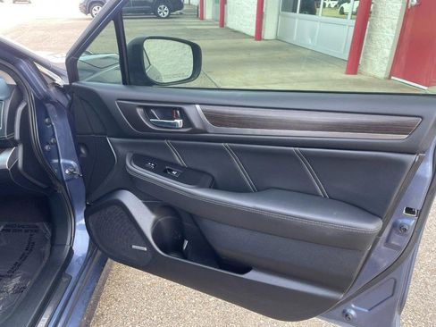 Used 2018 Subaru Legacy 2.5i Limited image 12