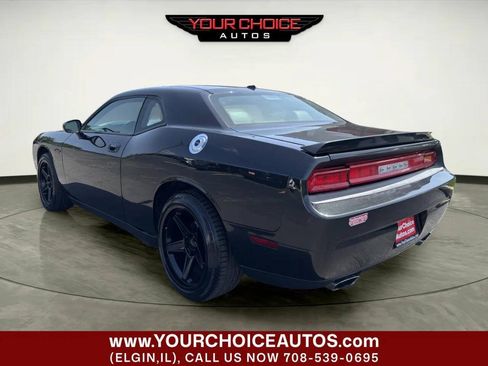 Used 2010 Dodge Challenger R/T RWD image 3