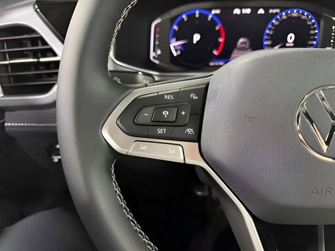 New 2026 Volkswagen Taos SEL AWD/4WD image 12