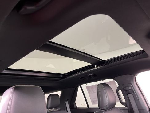 Used 2020 Ford Explorer Limited image 6