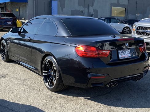 Used 2017 BMW M4 Convertible image 8