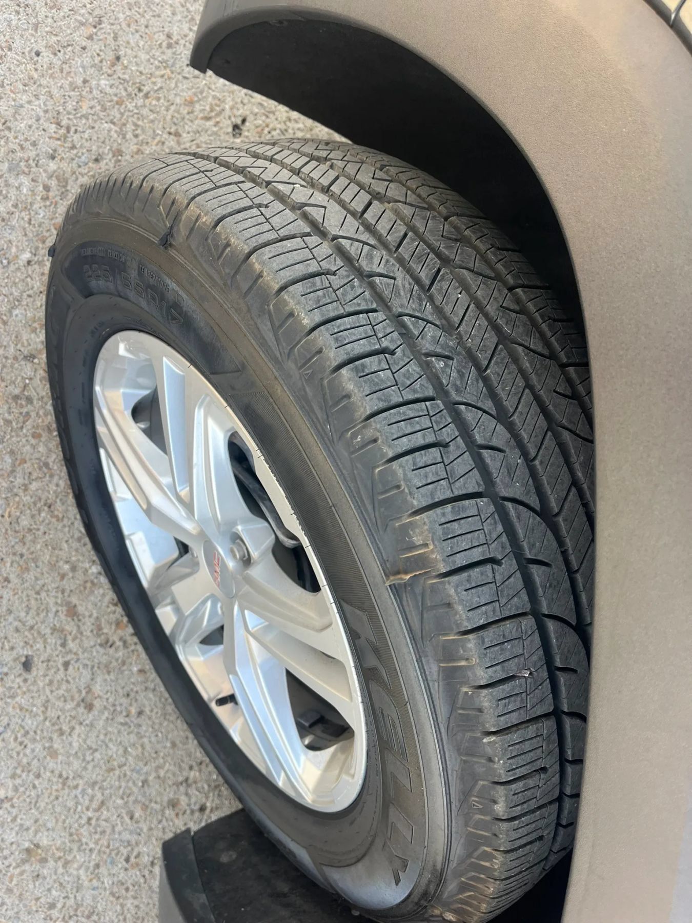 Used 2021 GMC Terrain SLE FWD image 18