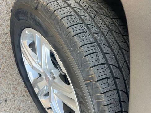 Used 2021 GMC Terrain SLE FWD image 18
