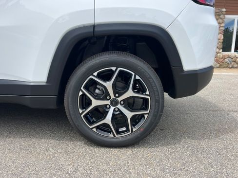 New 2026 Jeep Compass Limited AWD/4WD image 9