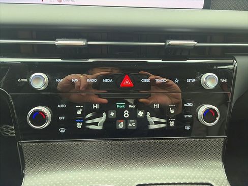 Used 2025 Genesis G80 3.5T Sport Prestige image 10