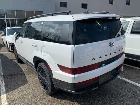 Used 2025 Hyundai Santa Fe Calligraphy image 2