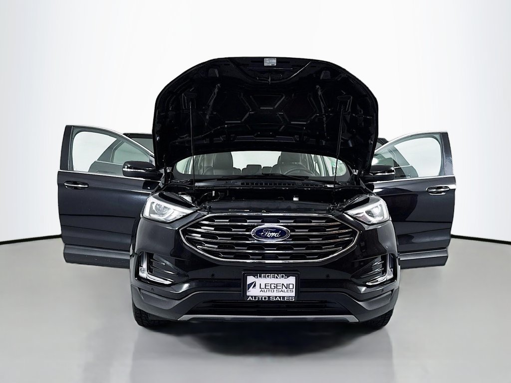 Used 2020 Ford Edge Titanium w/ Cargo Accessory Package FWD image 20